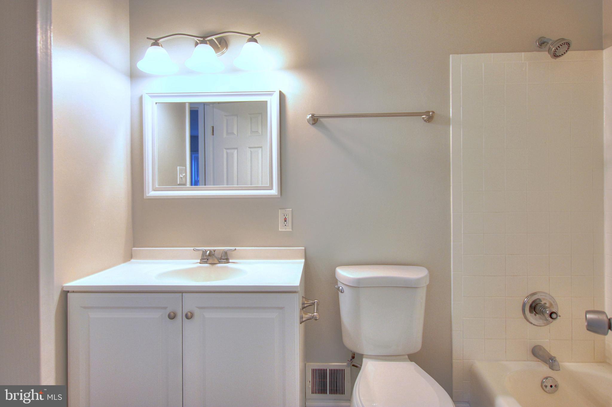 CHARLESTOWNE VILLAGE - Residential