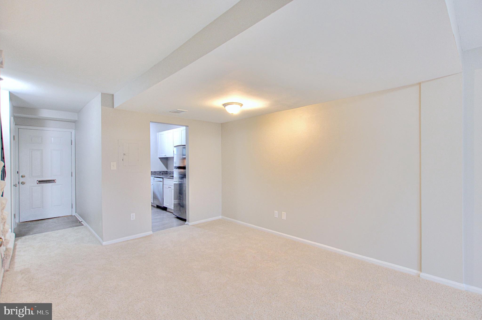 CHARLESTOWNE VILLAGE - Residential