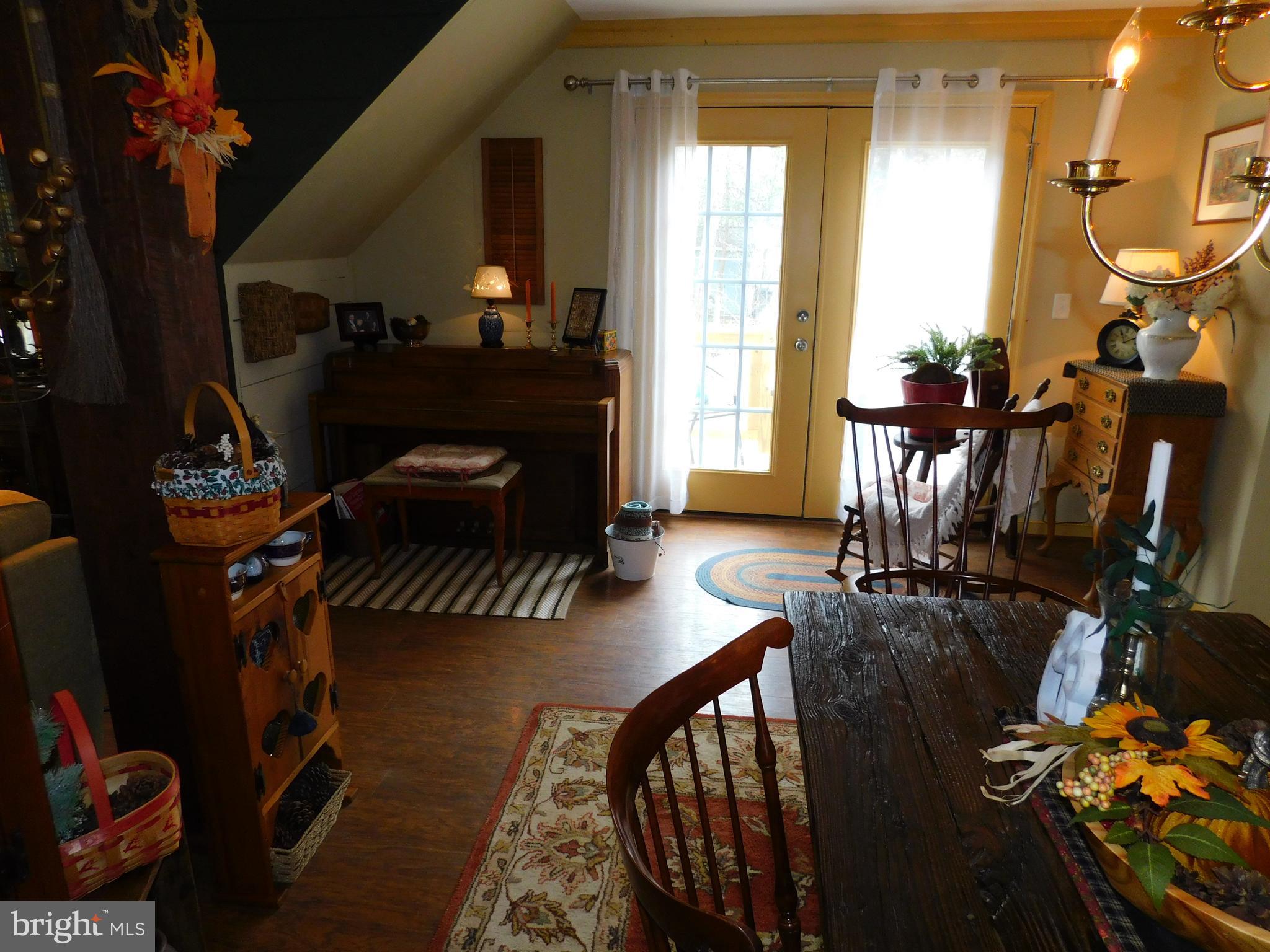 PLACID BAY EST ALBROUGH - Residential