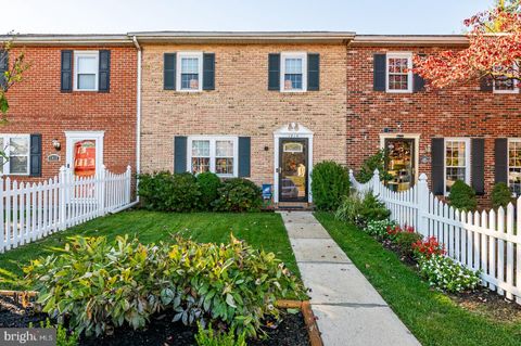 1914 ANDRE COURT READING PA 19610