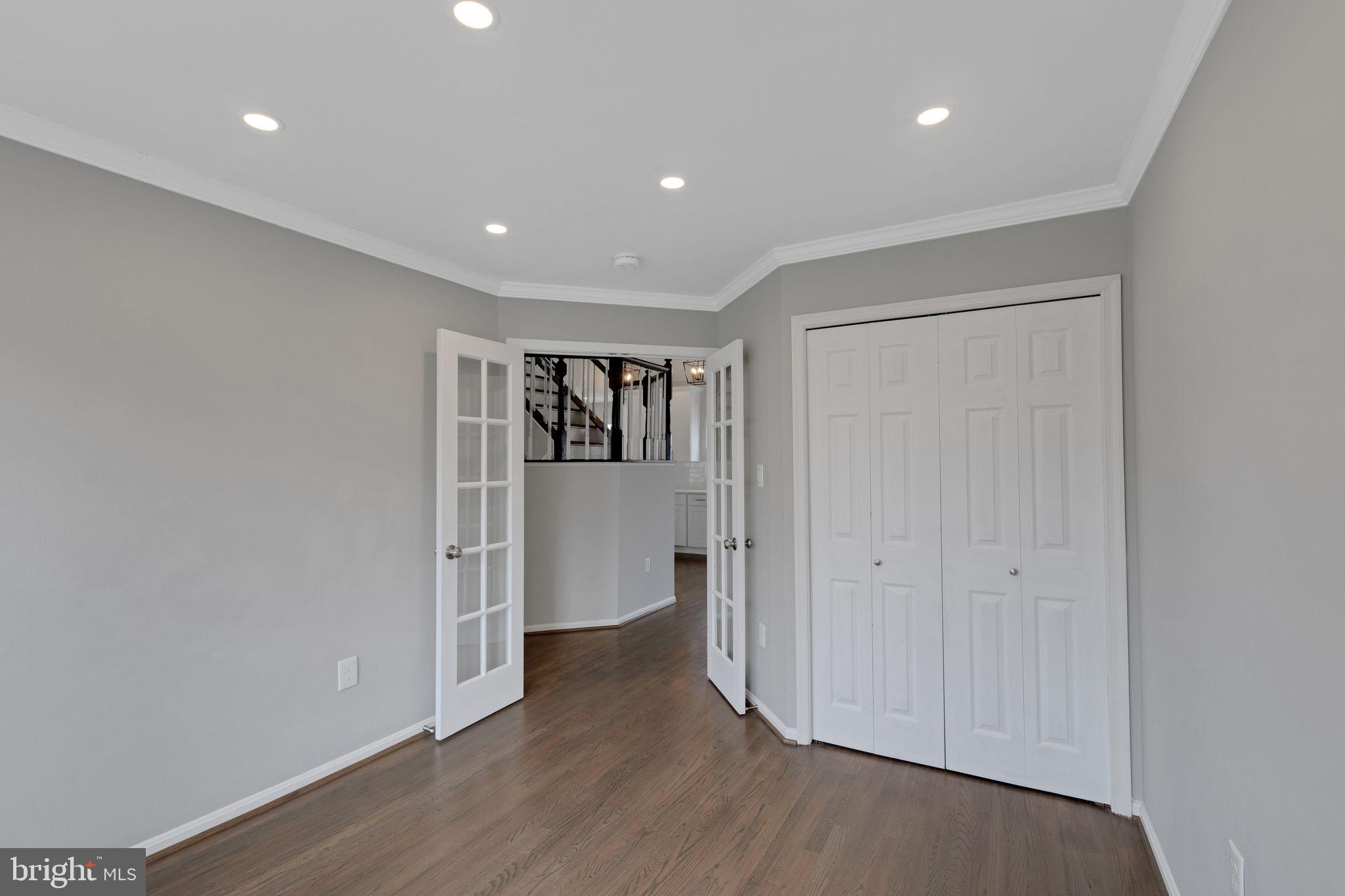 WAVERLY CROSSING - Residential