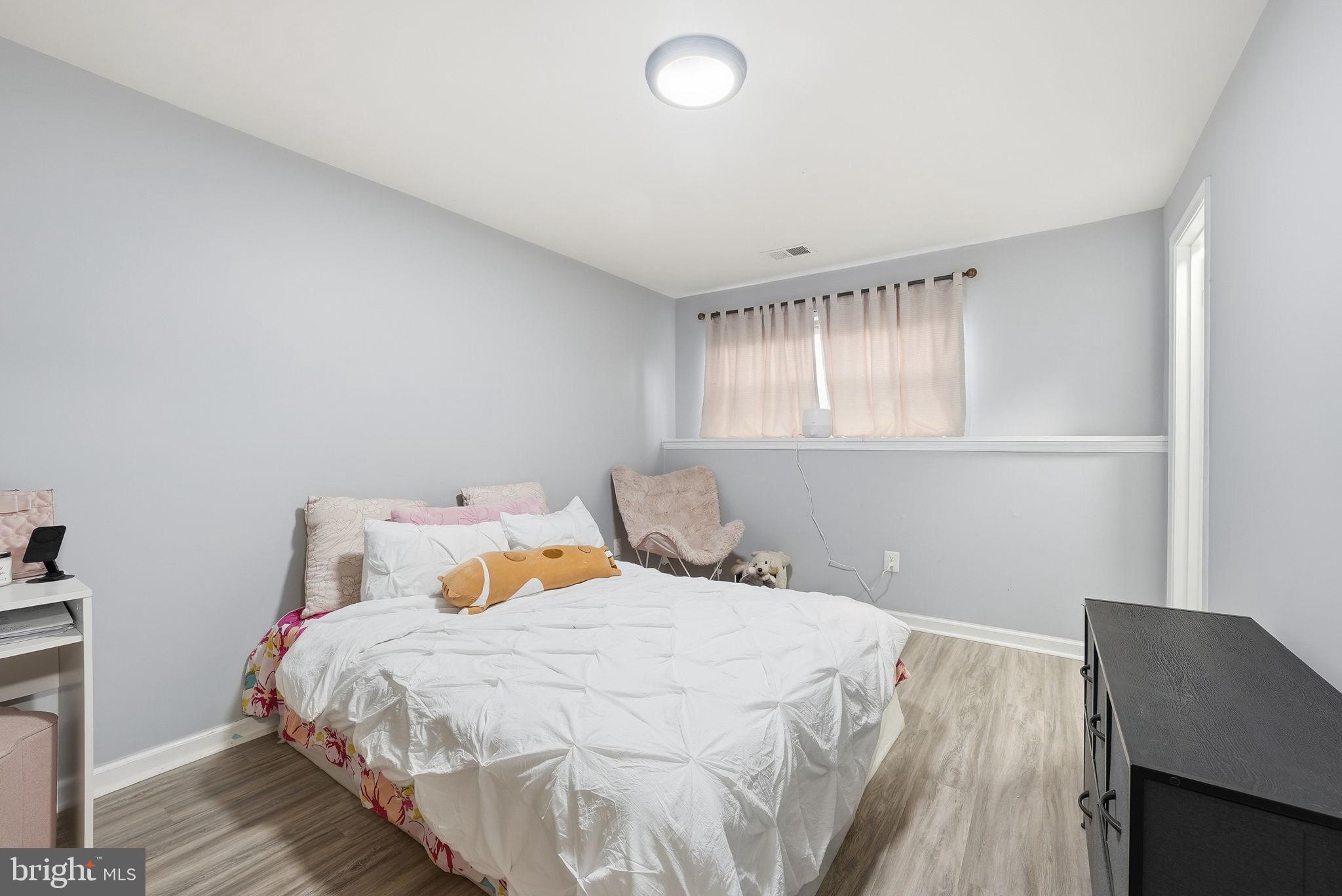 SYCAMORE HILL - Residential