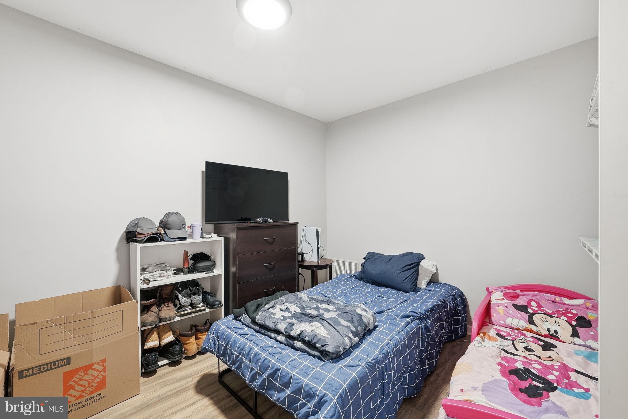 SYCAMORE HILL - Residential