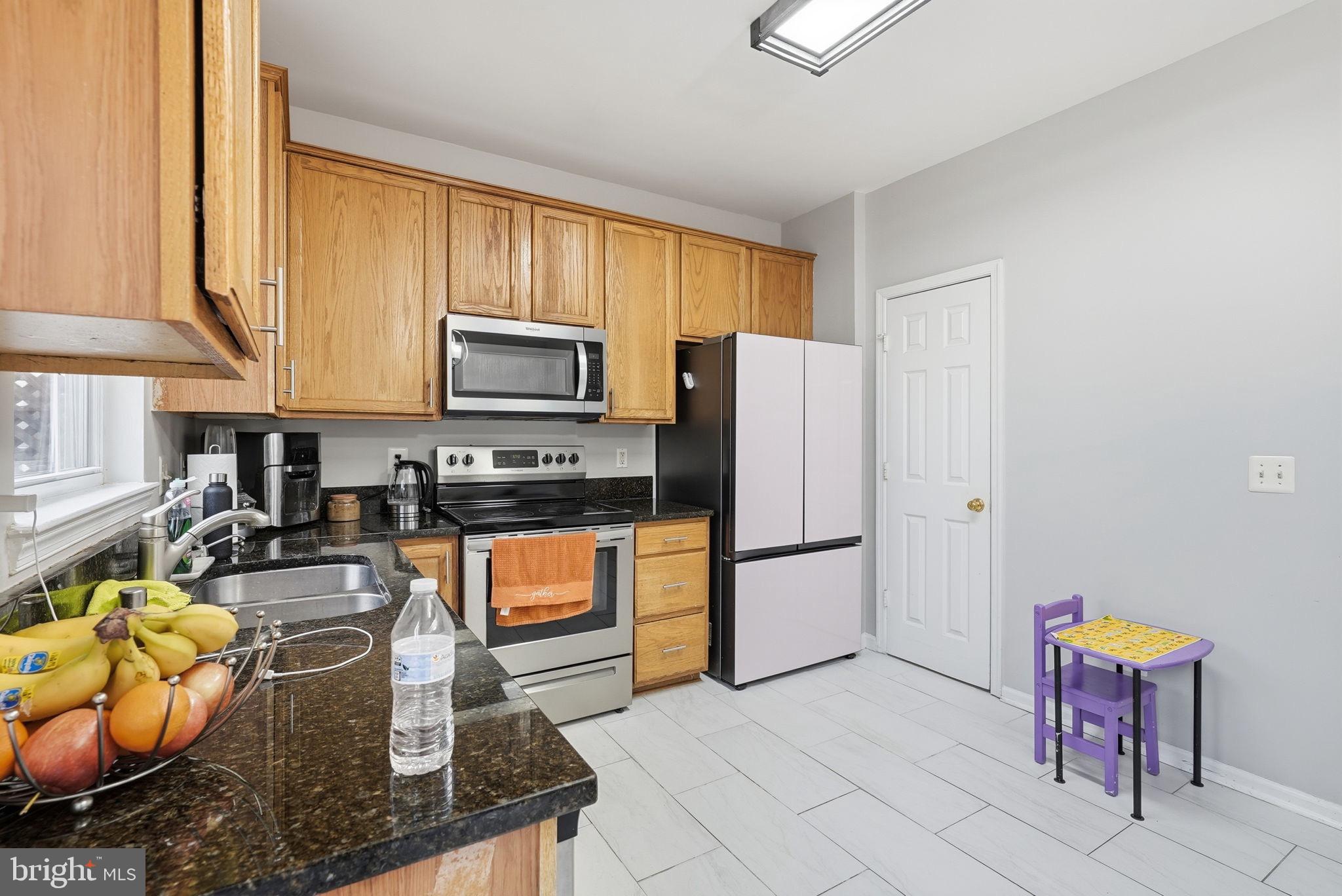 SYCAMORE HILL - Residential