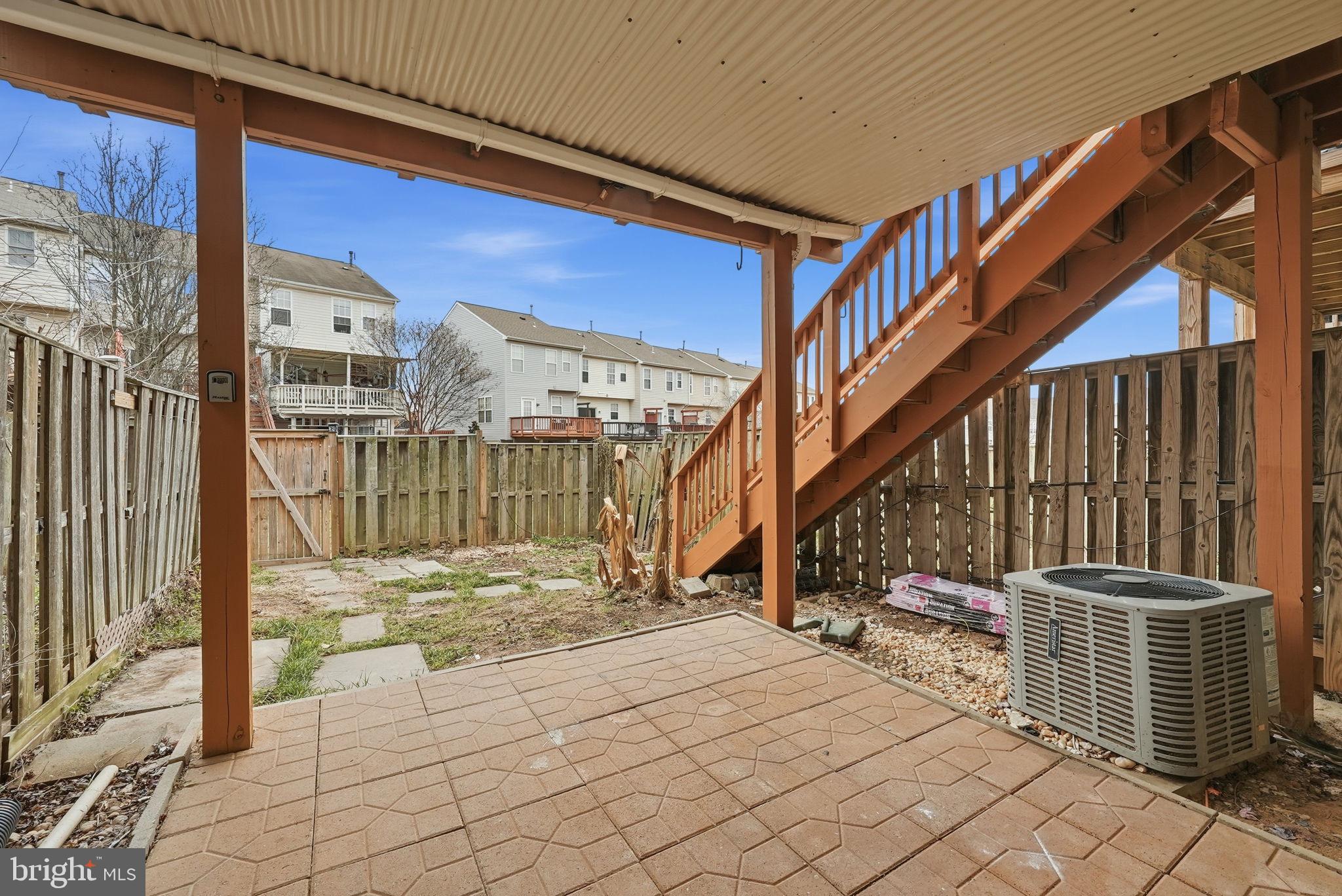 SYCAMORE HILL - Residential