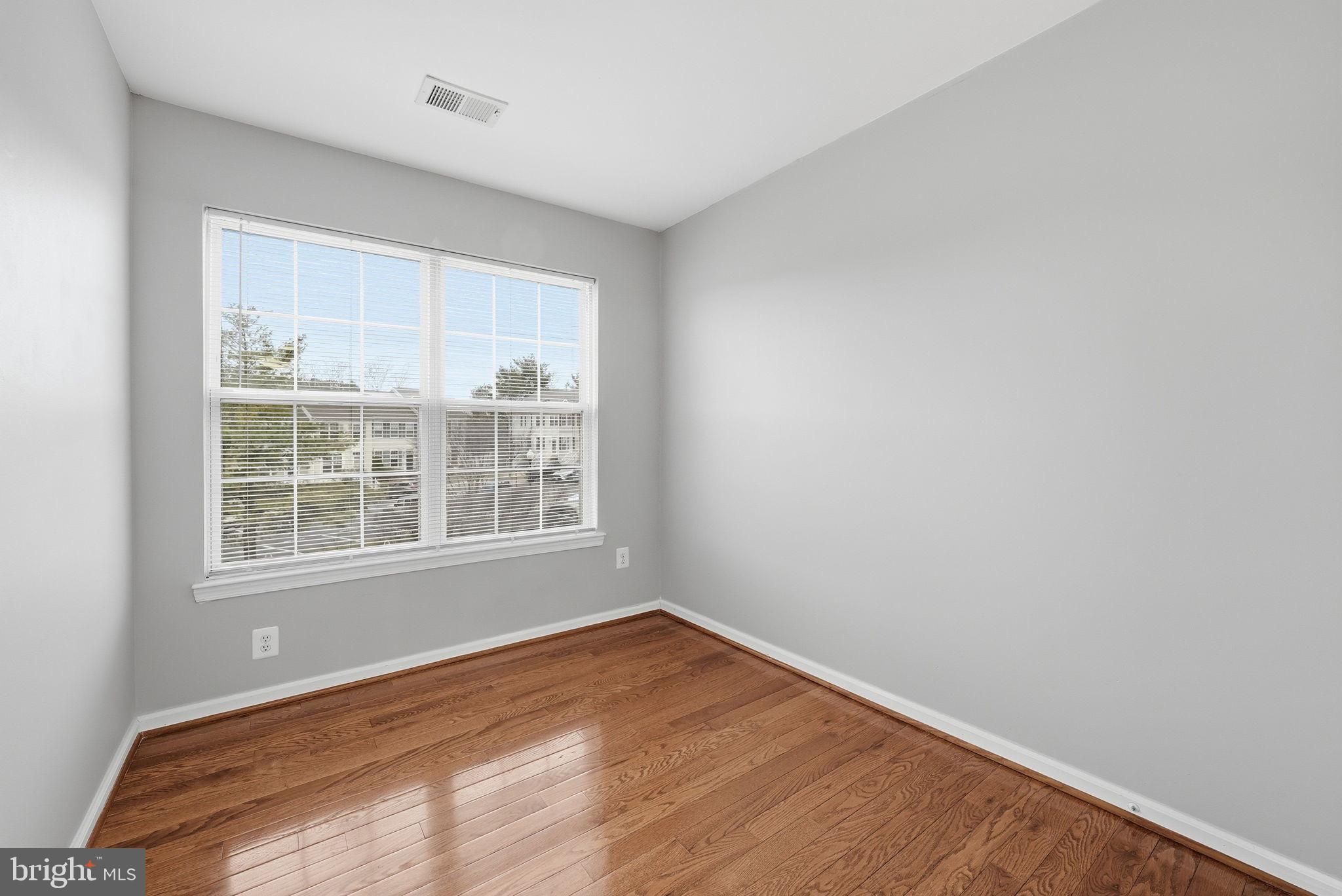 SYCAMORE HILL - Residential