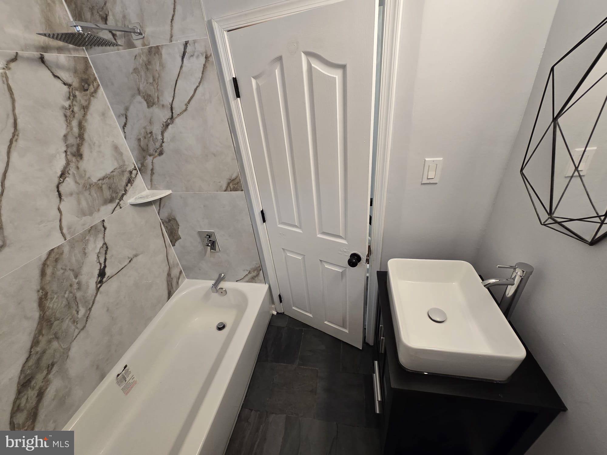 STRAWBERRY MANSION - Residential