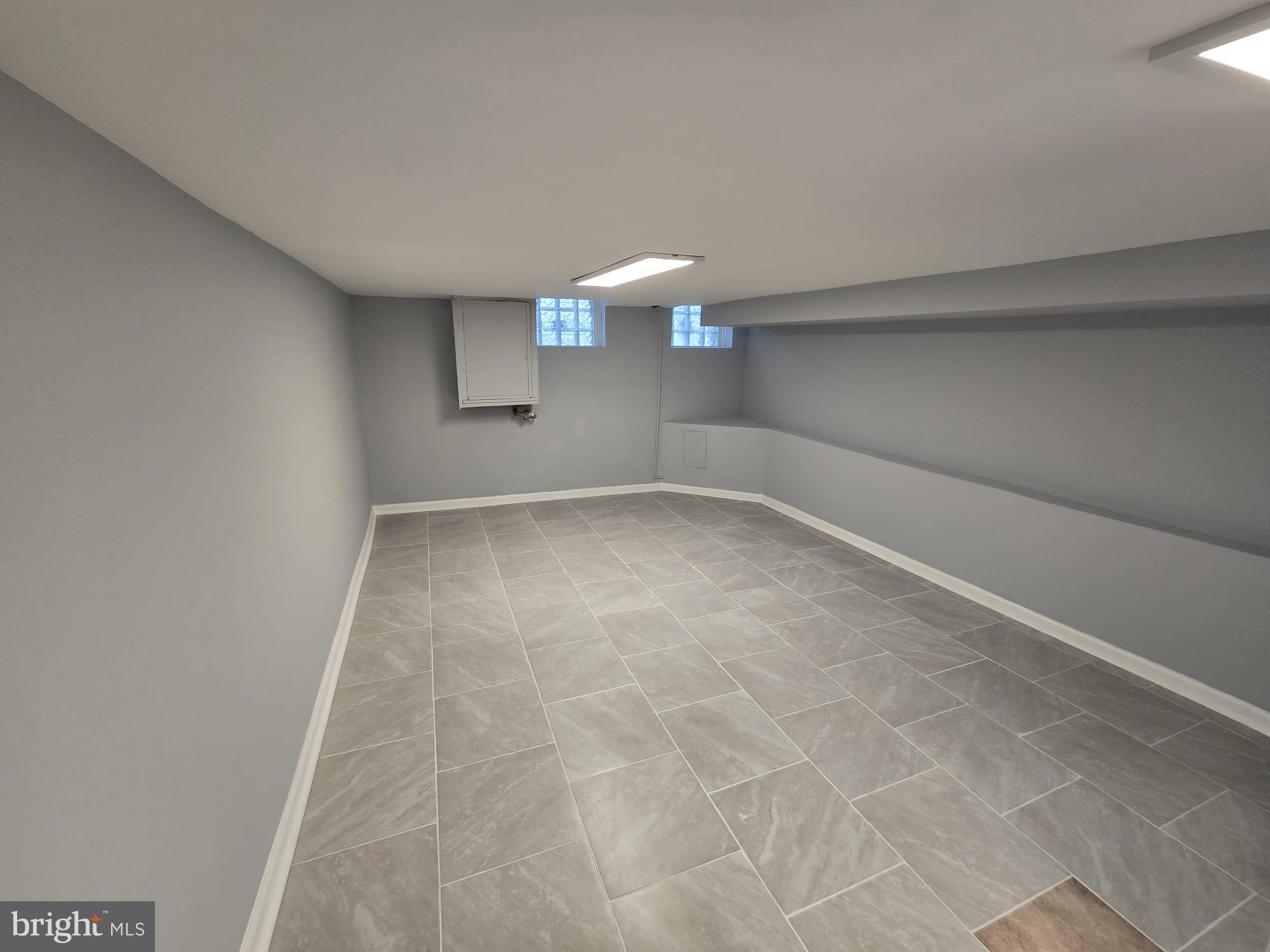 STRAWBERRY MANSION - Residential