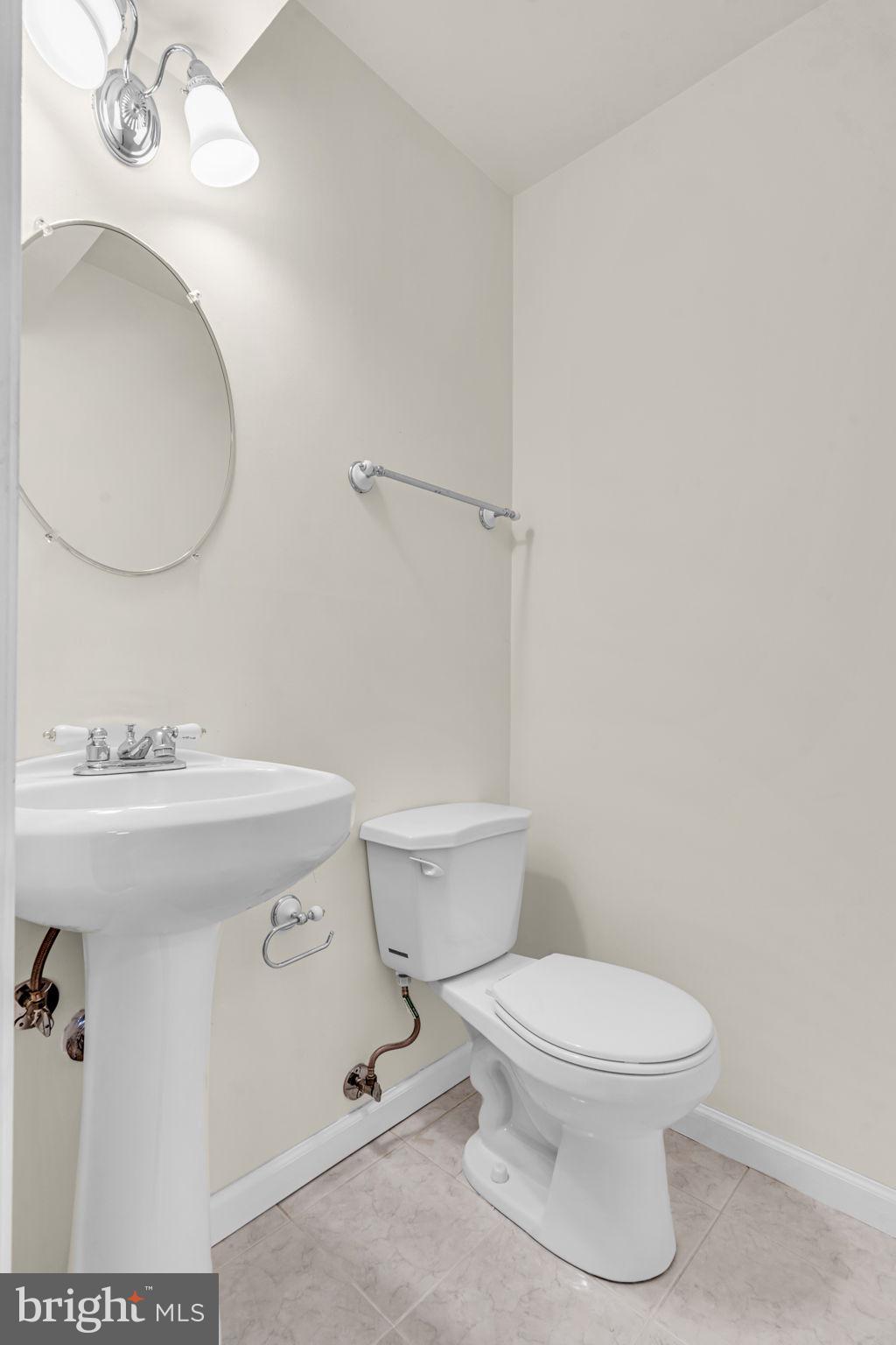 KEENE MILL WOODS - Residential