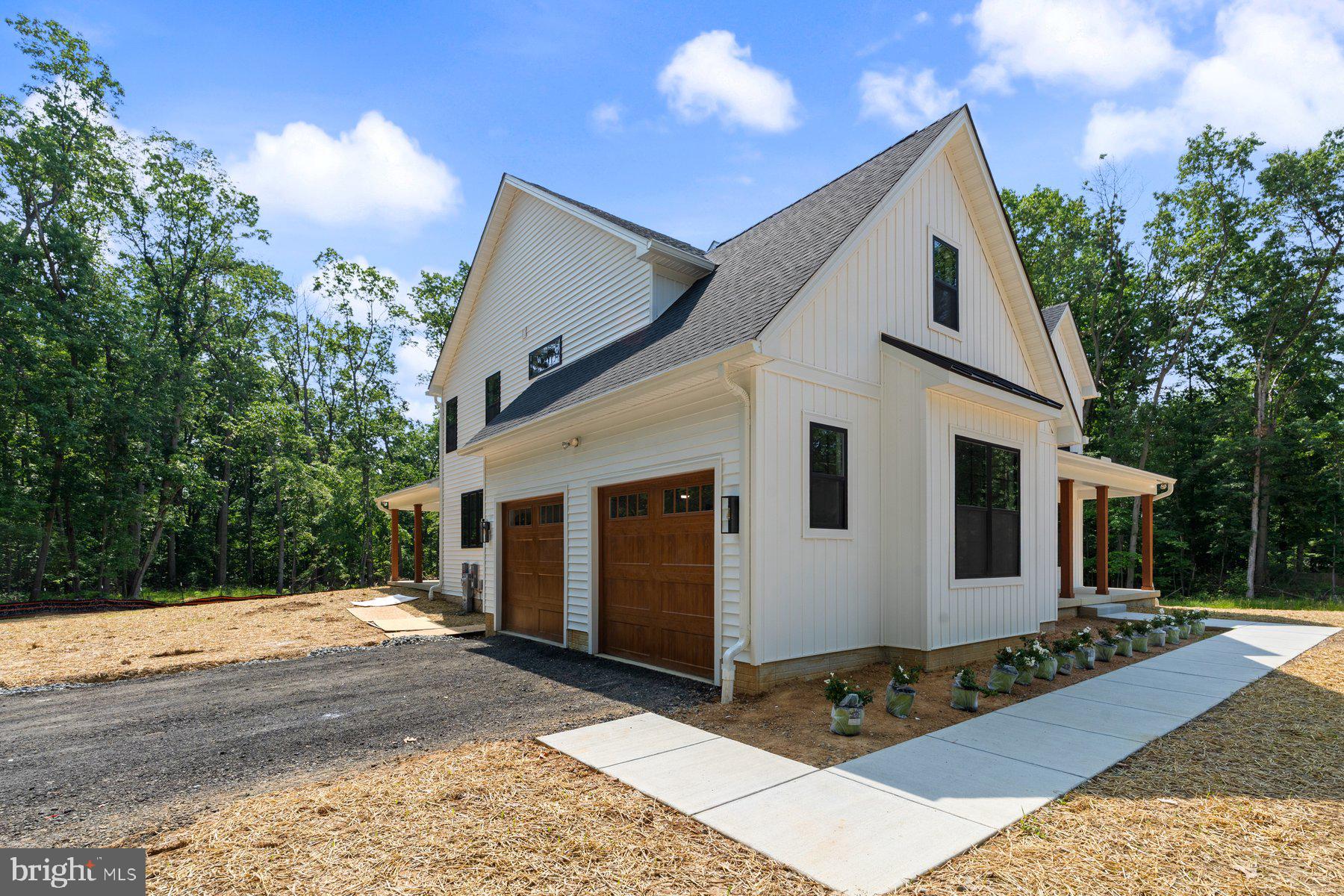 1221 CHROME HILL ROAD