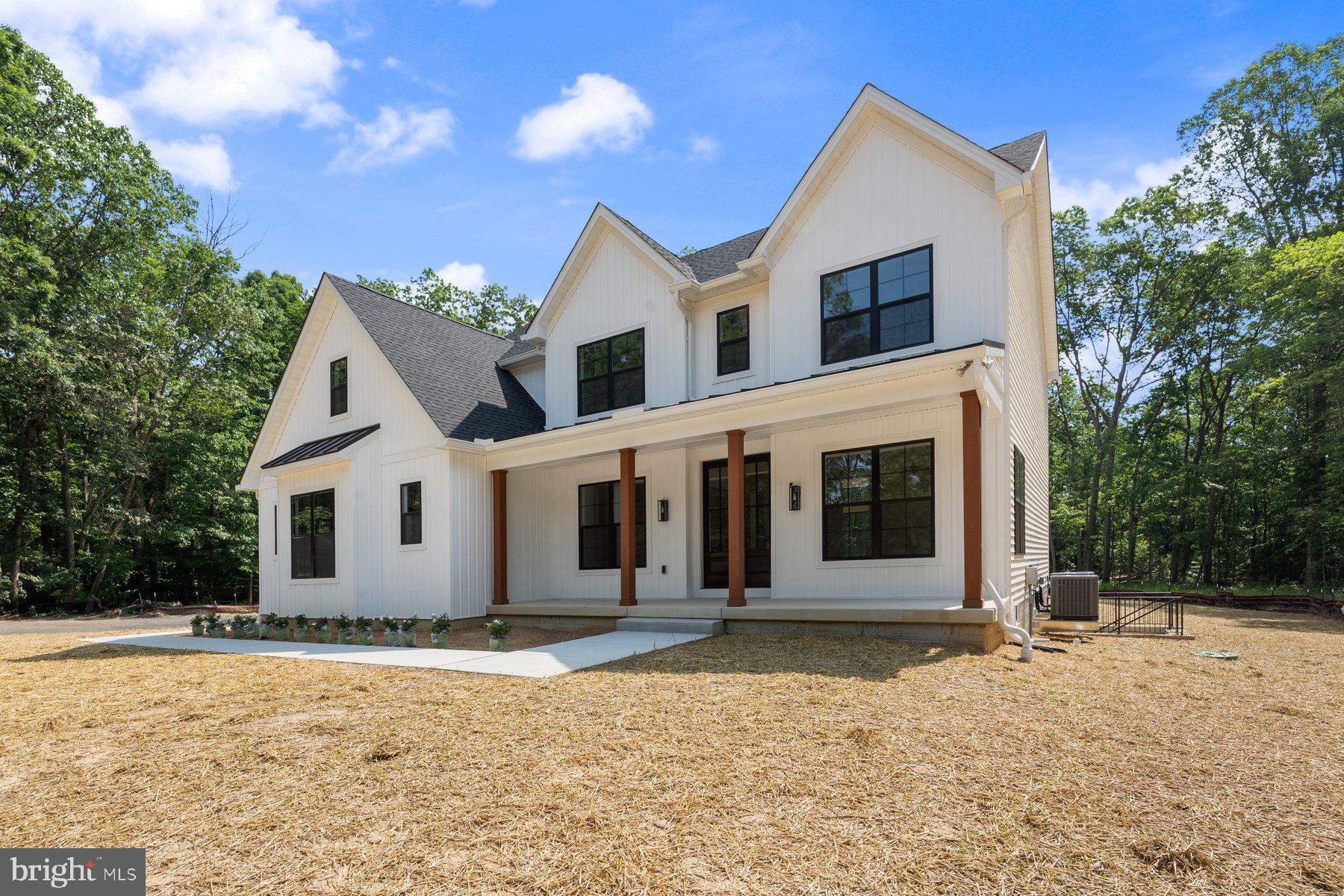 1221 CHROME HILL ROAD