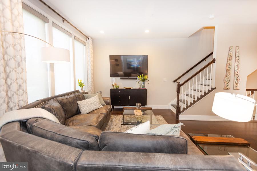 BROWNSTONES AT VF - Residential