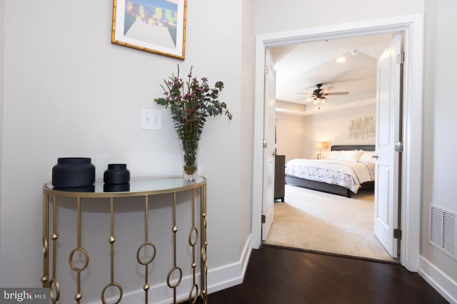 BROWNSTONES AT VF - Residential