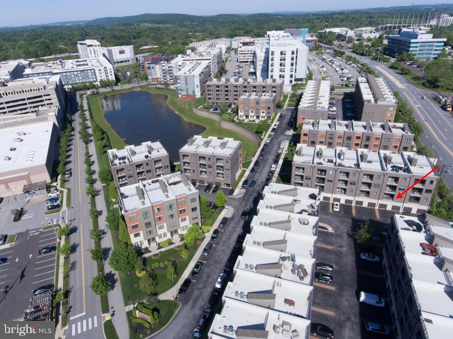 BROWNSTONES AT VF - Residential