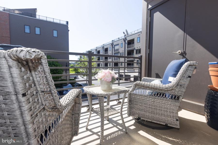 BROWNSTONES AT VF - Residential