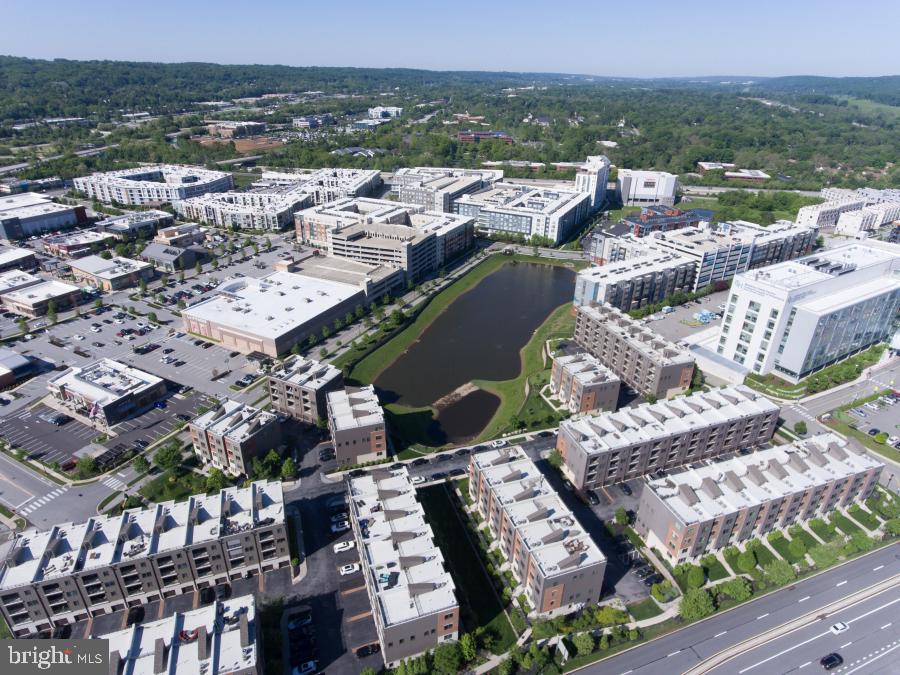 BROWNSTONES AT VF - Residential