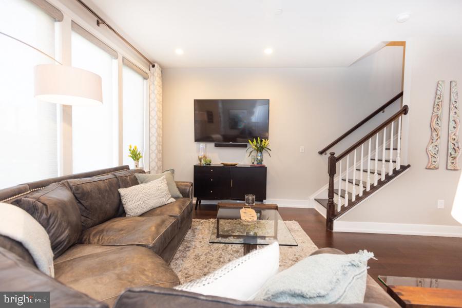 BROWNSTONES AT VF - Residential