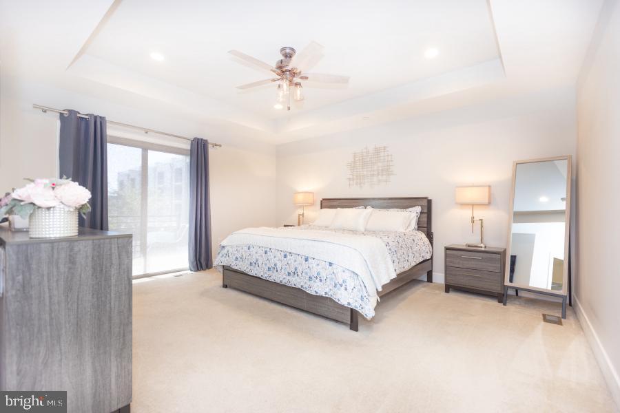 BROWNSTONES AT VF - Residential