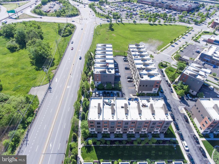 BROWNSTONES AT VF - Residential