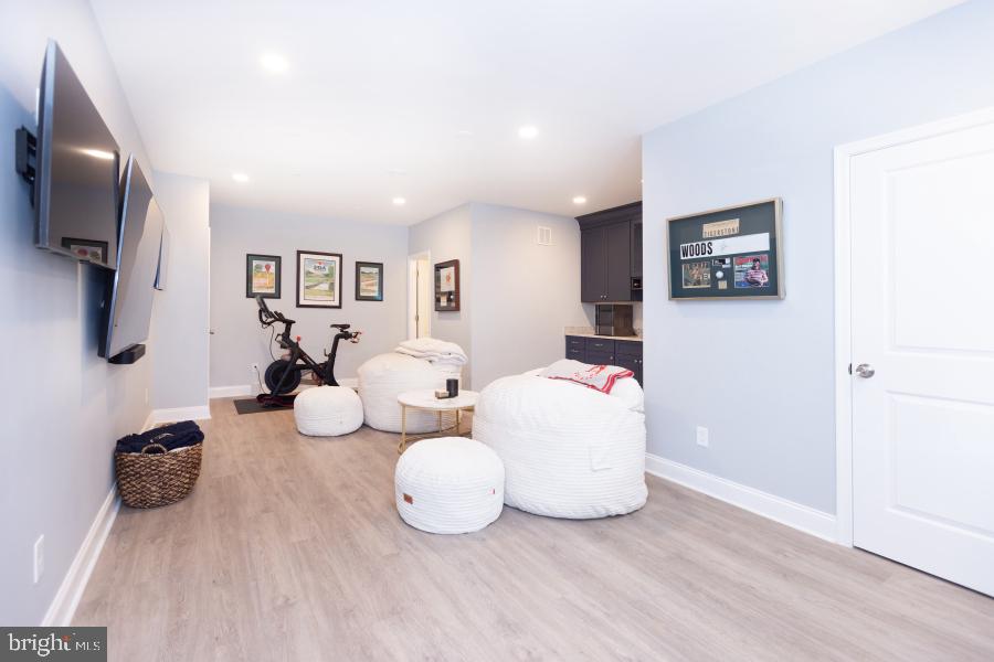 BROWNSTONES AT VF - Residential