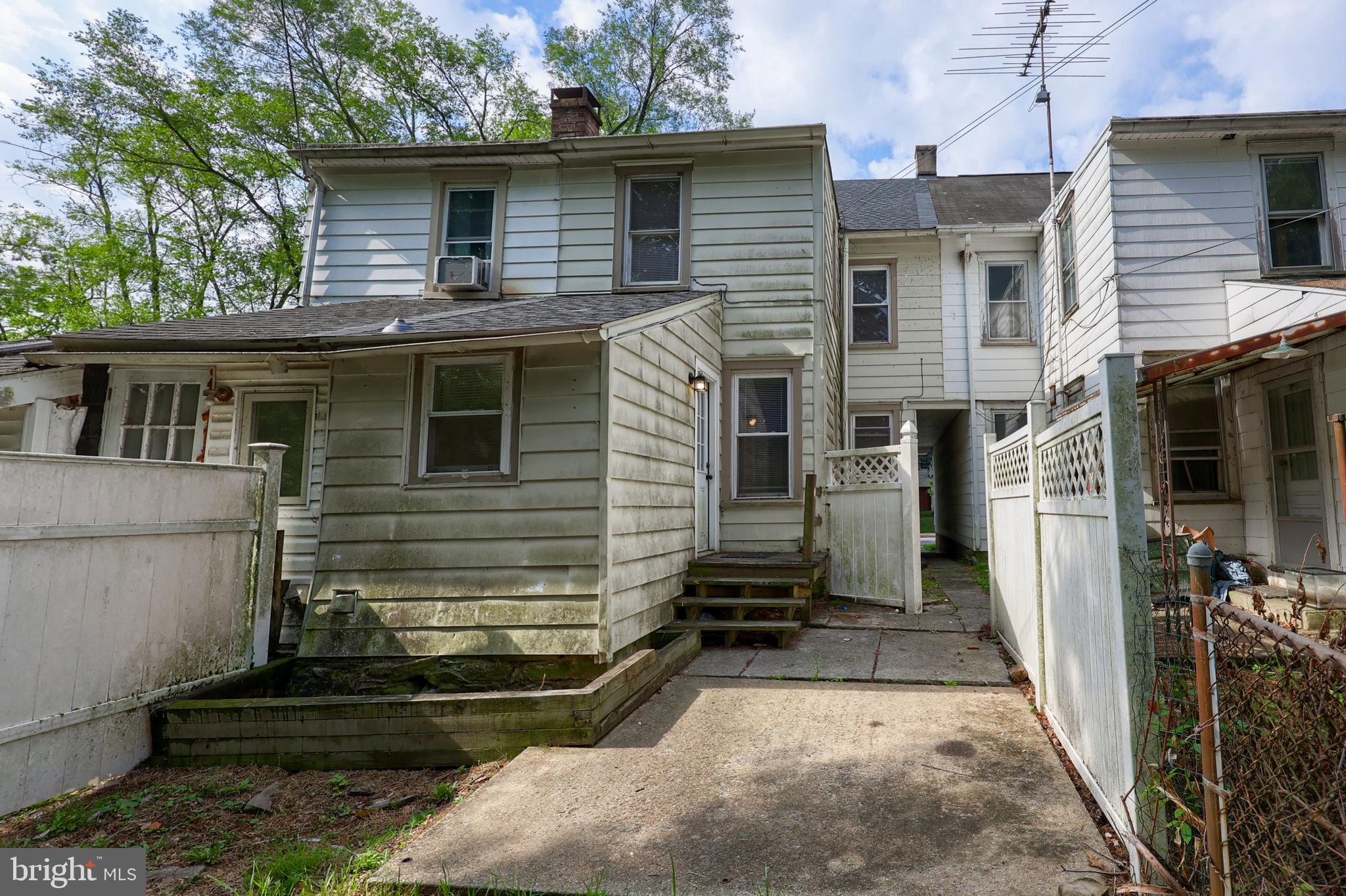 LITITZ BOROUGH - Residential