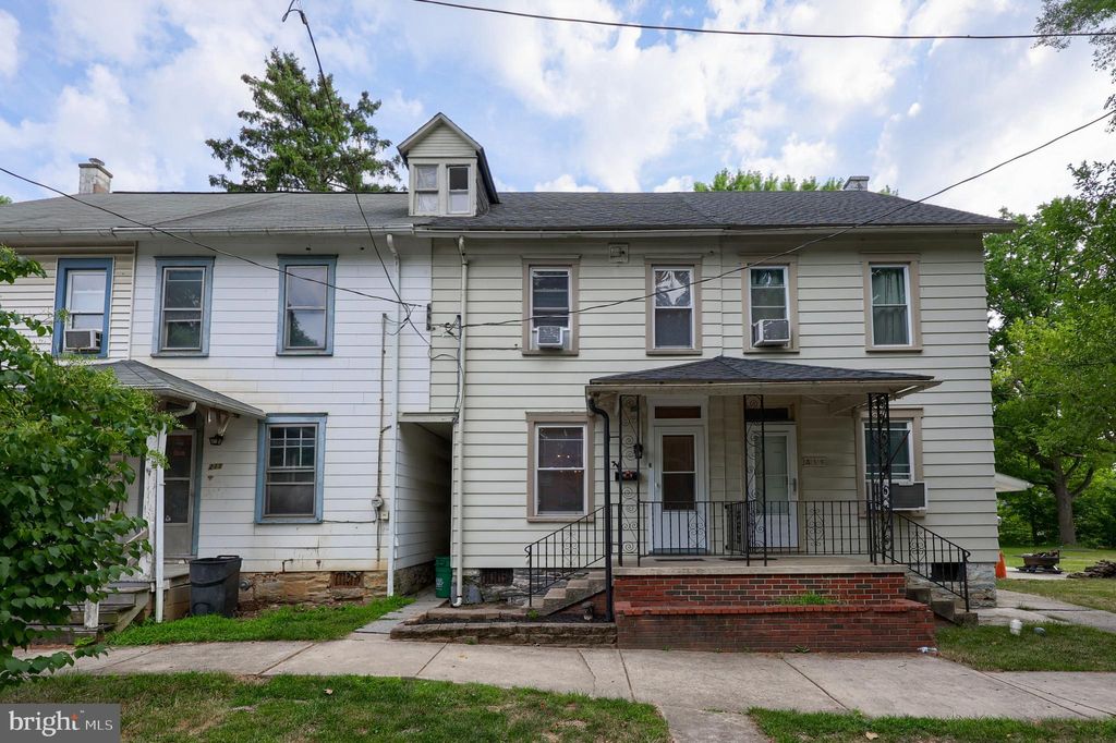 Photo of 213 Leaman Street, LITITZ, PA 17543 (MLS # PALA2053380)