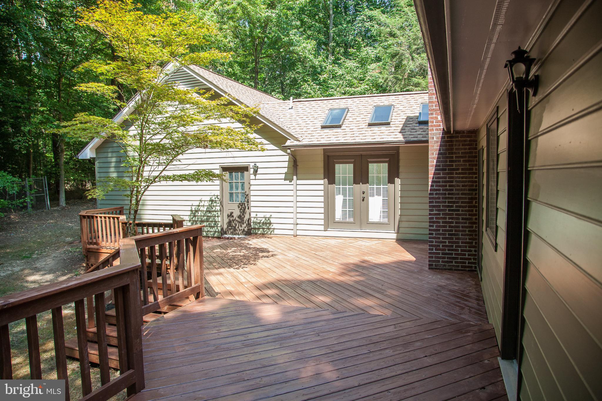 RIVER BLUFFS - Residential