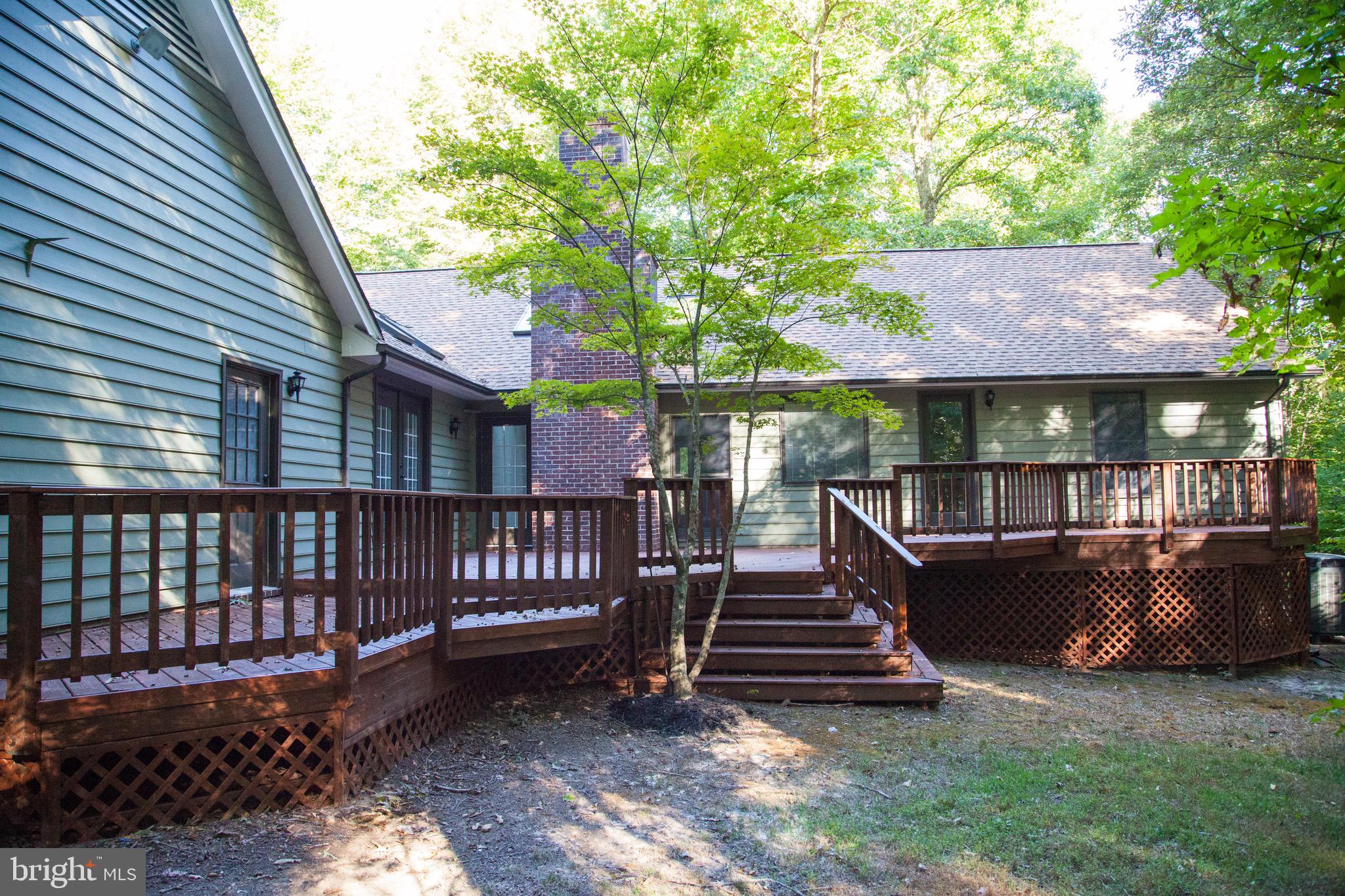 RIVER BLUFFS - Residential