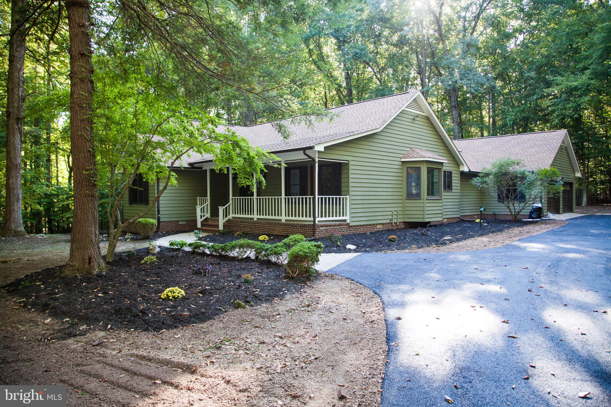 RIVER BLUFFS - Residential