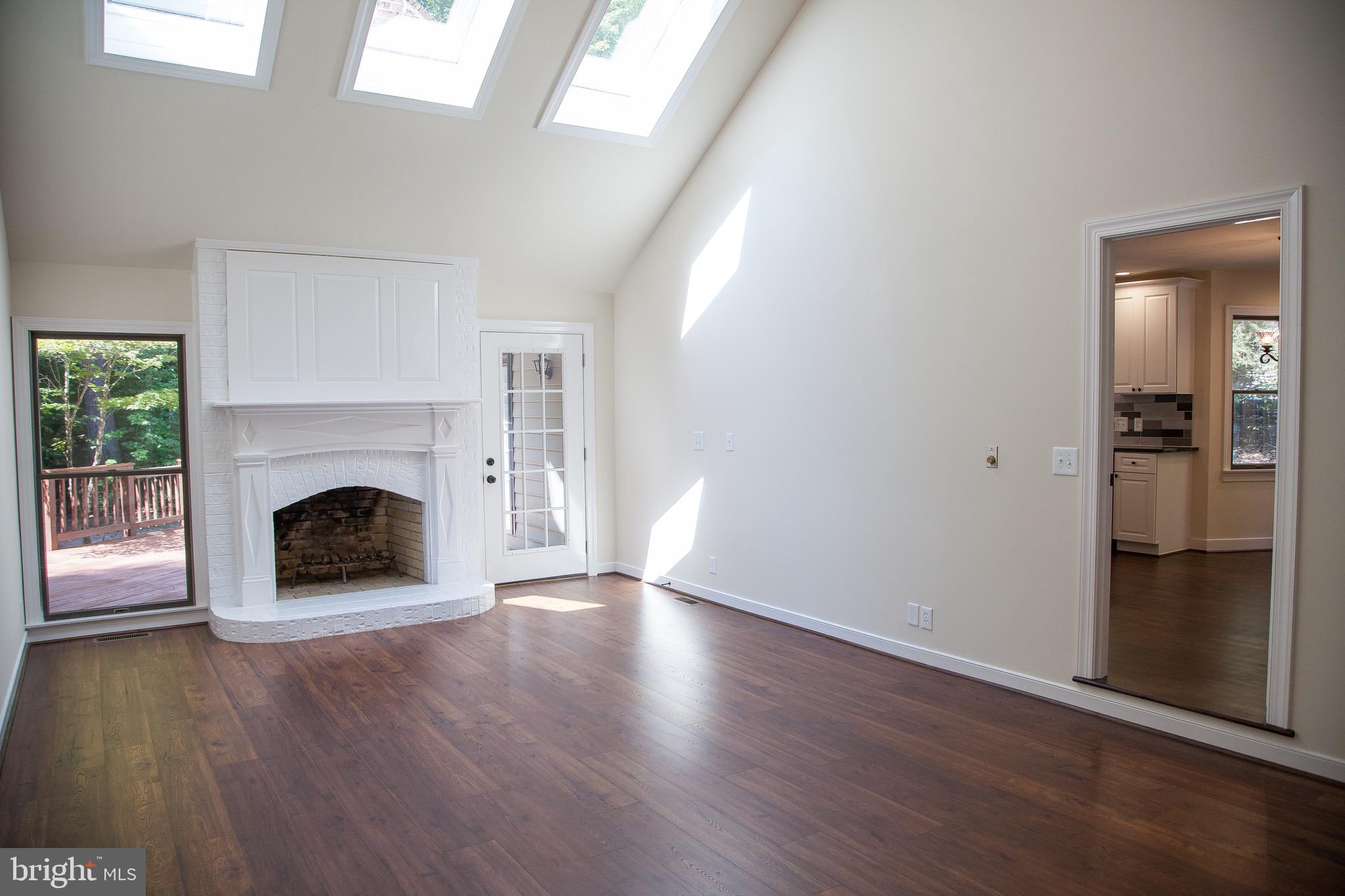 RIVER BLUFFS - Residential