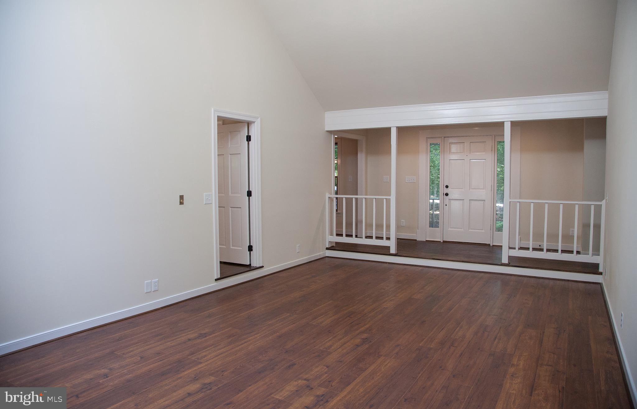 RIVER BLUFFS - Residential