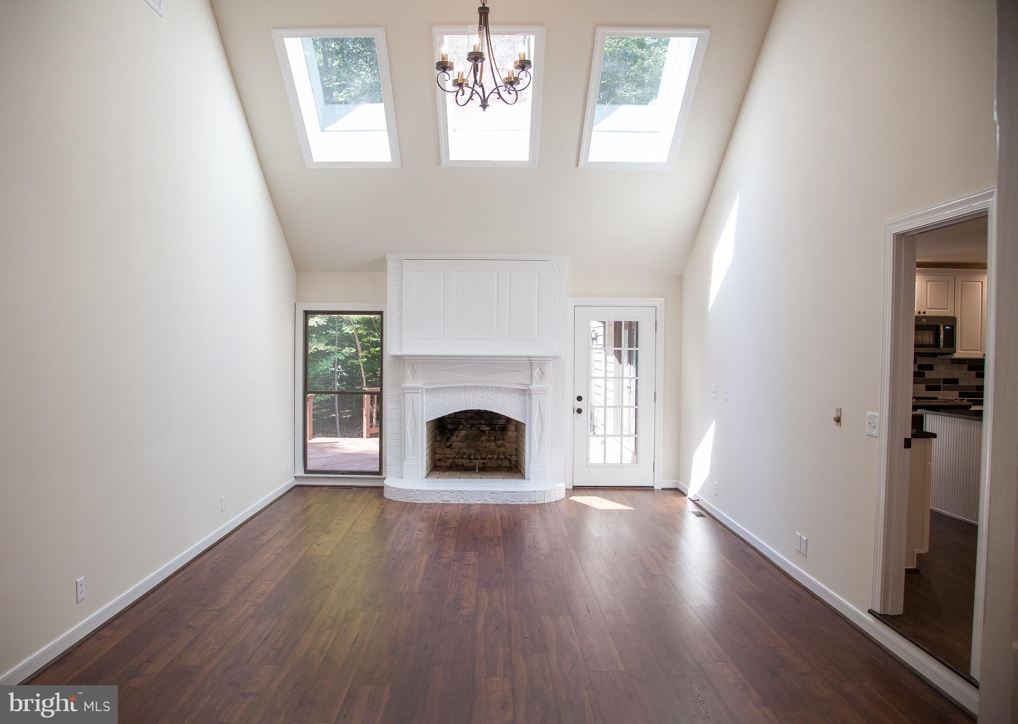 RIVER BLUFFS - Residential