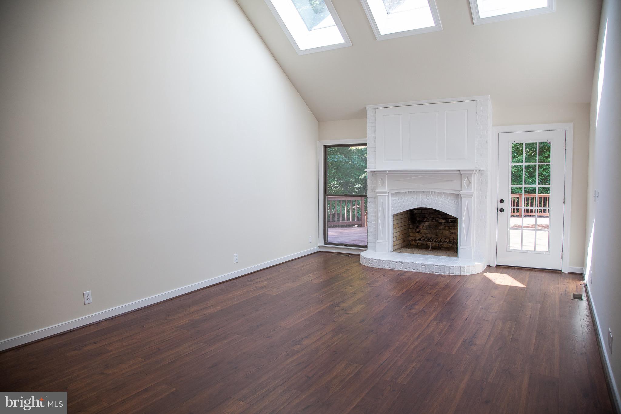 RIVER BLUFFS - Residential