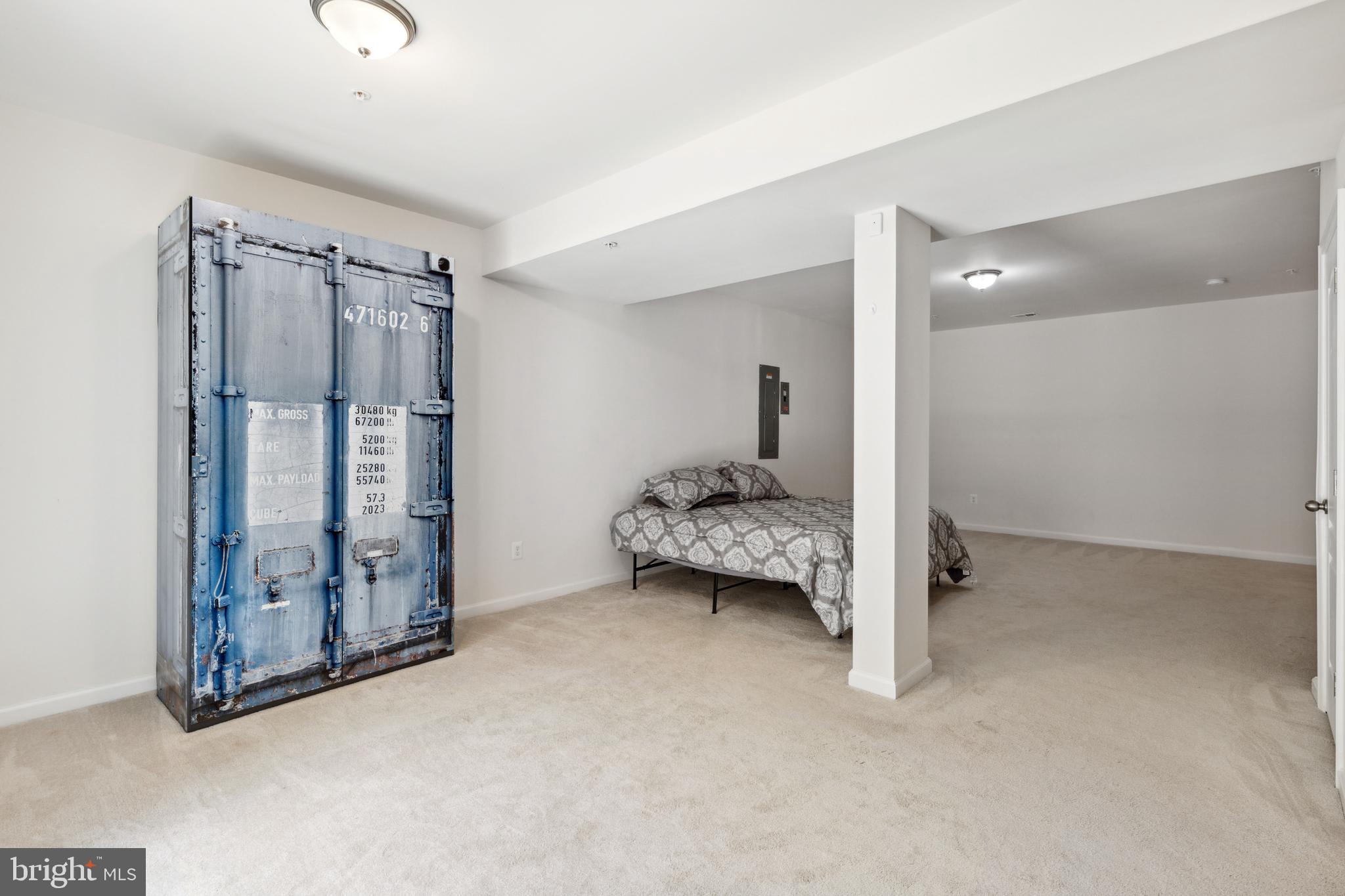 WASHINGTON OVERLOOK - Residential