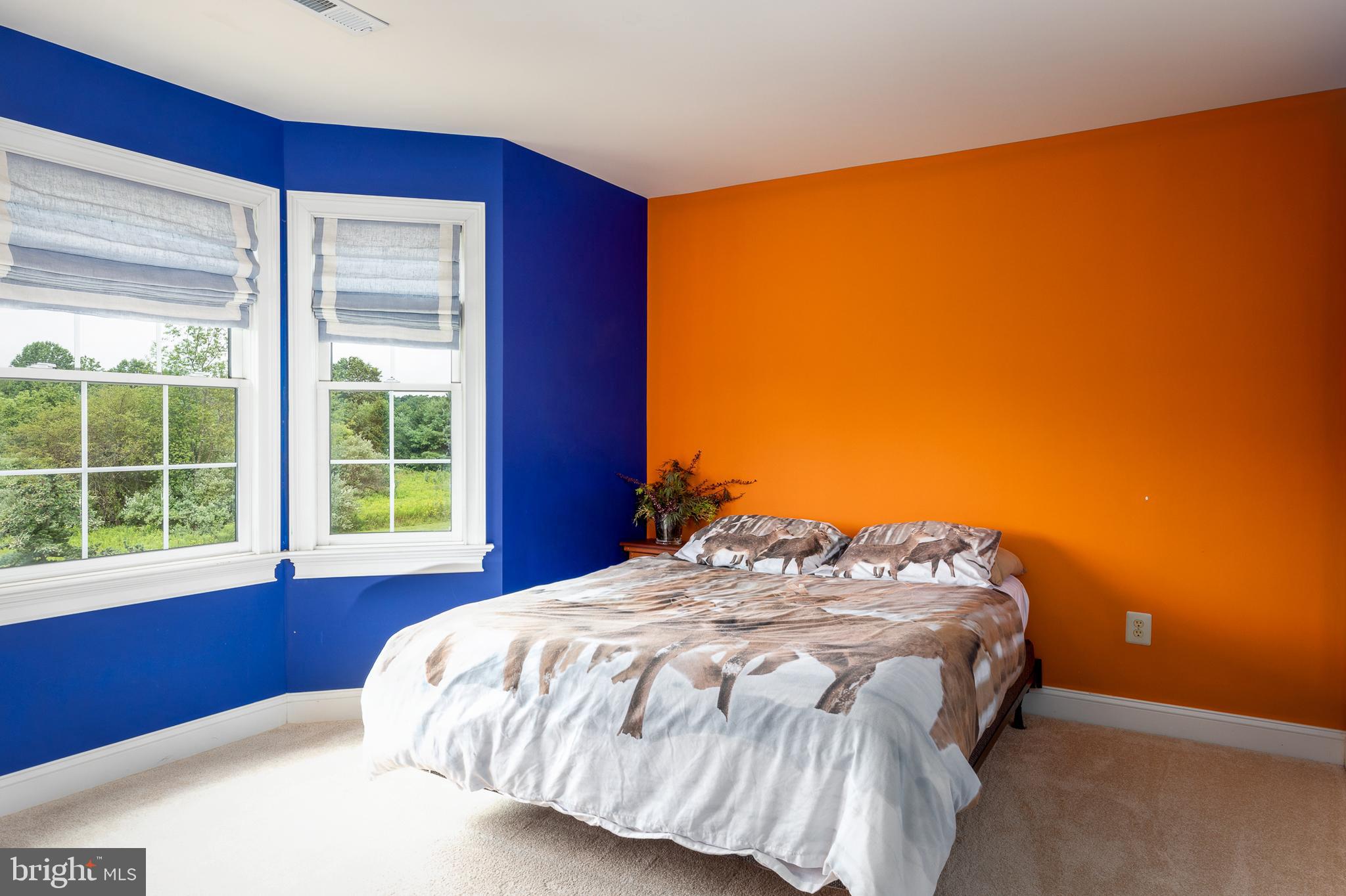 WHITE GATE - Residential