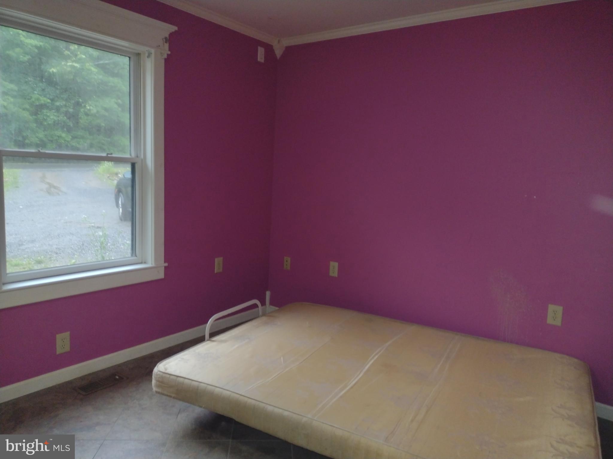 WARDEN ACRES - Residential