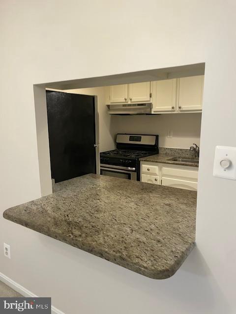 BURKE COVE - Residential Lease