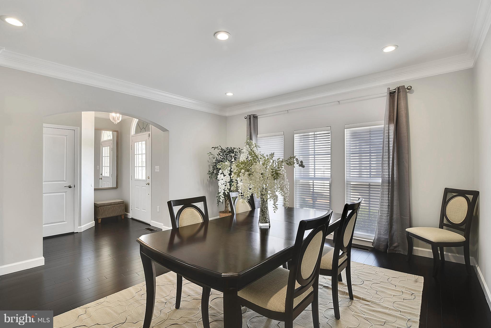 LORTON TOWN CNTR LANDBAY - Residential