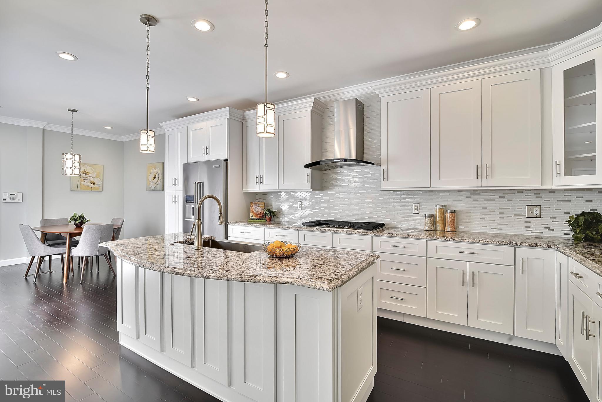 LORTON TOWN CNTR LANDBAY - Residential