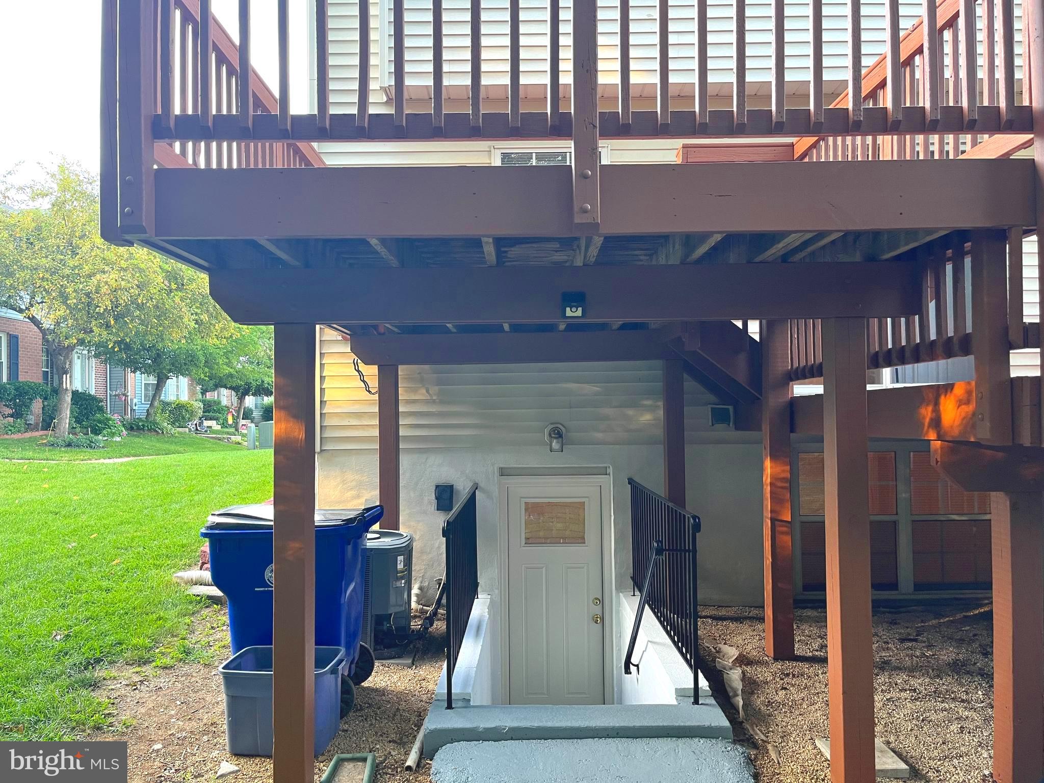 MOUNTAIN VILLAGE - Residential Lease