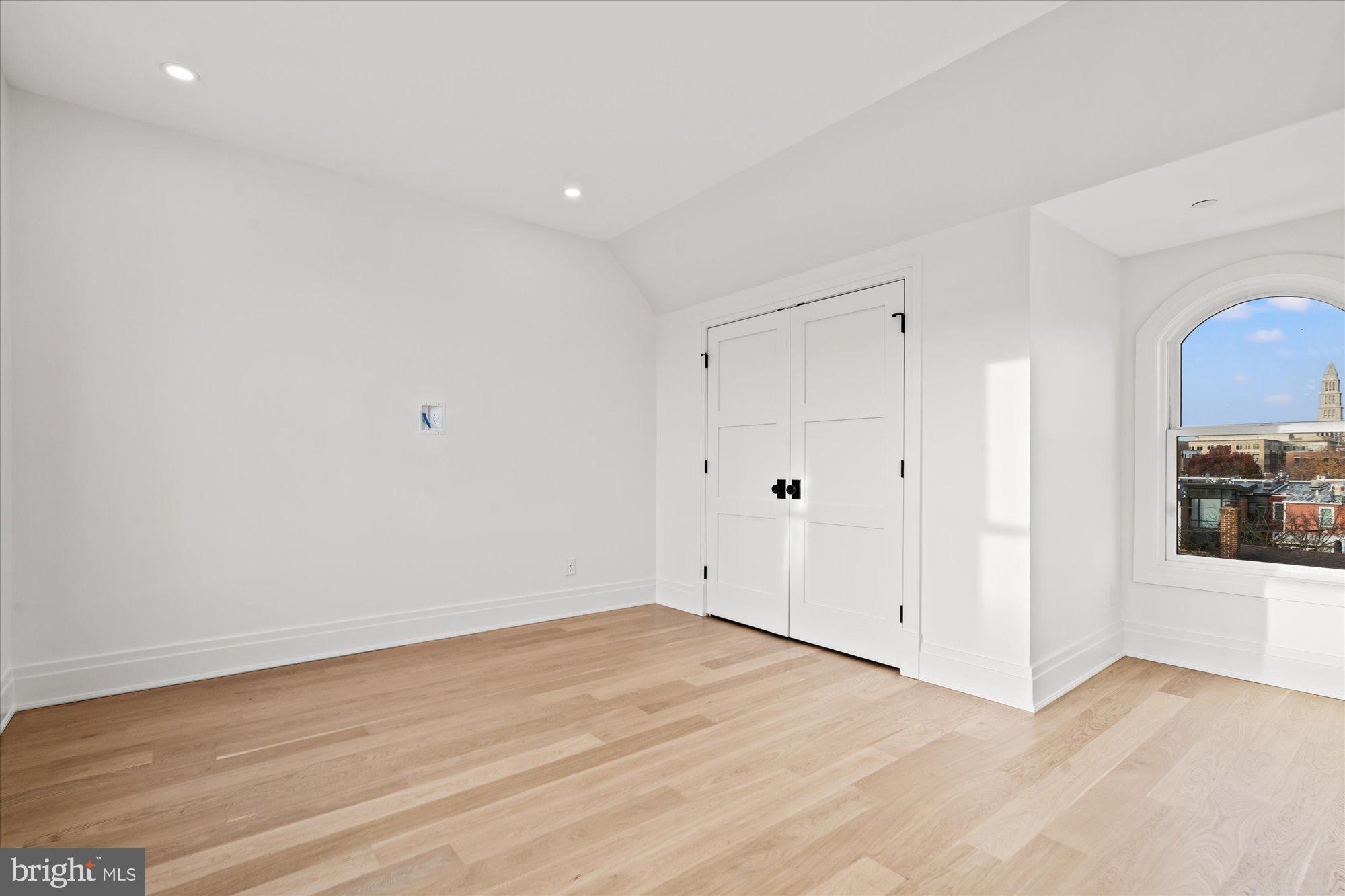 OLD TOWN - Residential