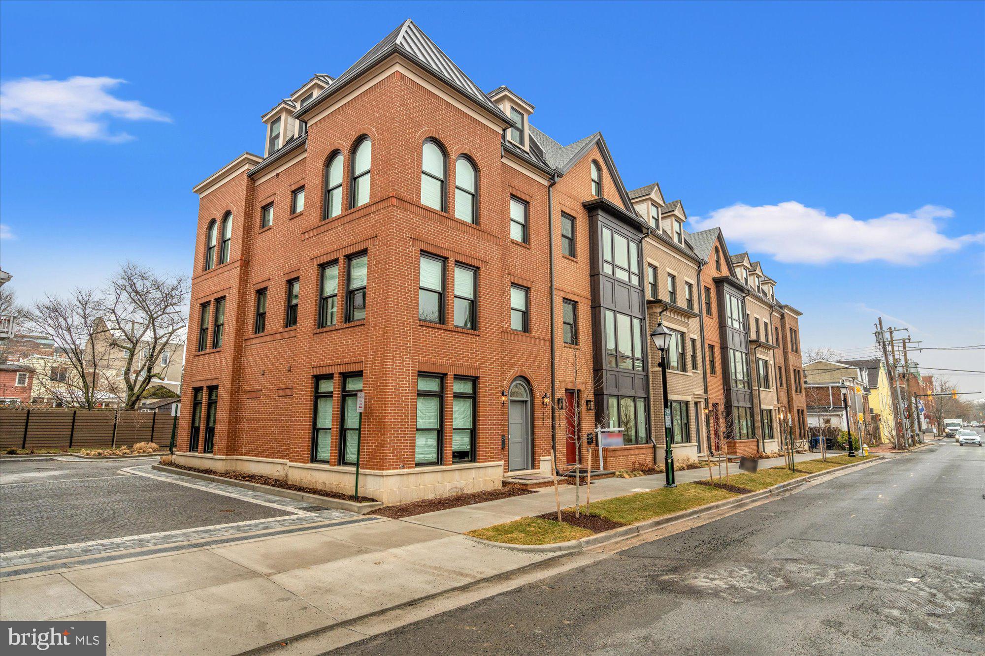 OLD TOWN - Residential