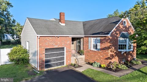 2695 N OLD BETHLEHEM PIKE QUAKERTOWN PA 18951