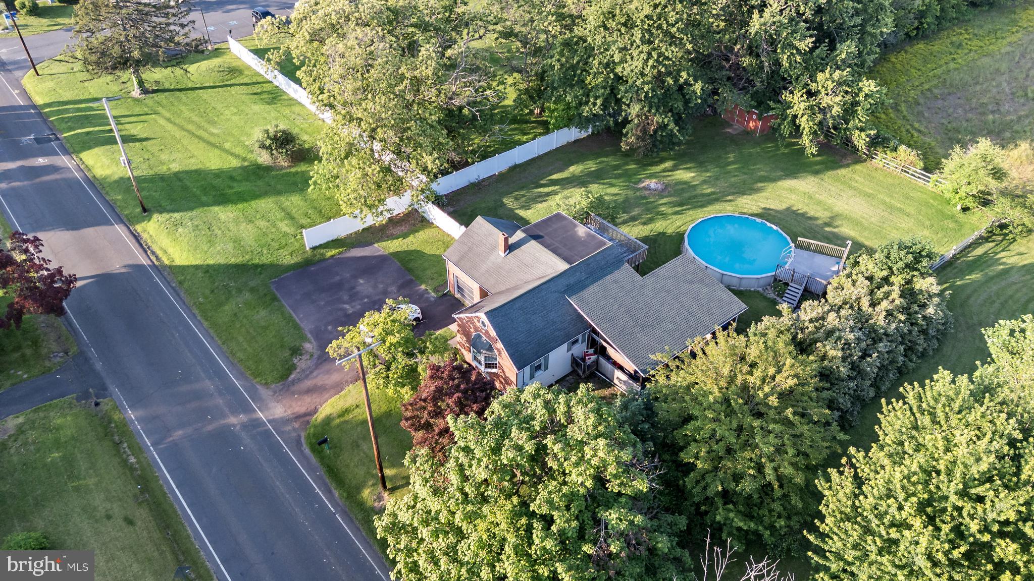 2695 N OLD BETHLEHEM PIKE