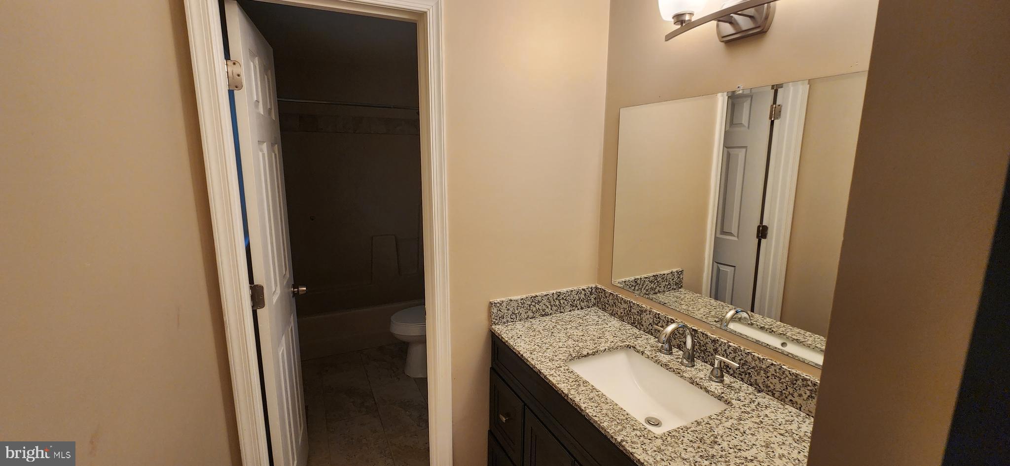 GALLANT GREEN - Residential Lease