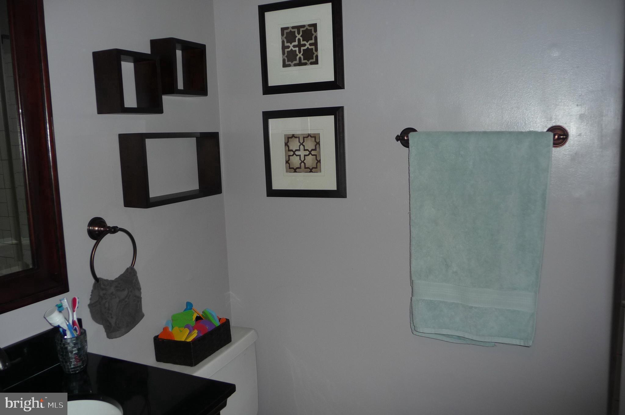 BROOKFIELD - Residential