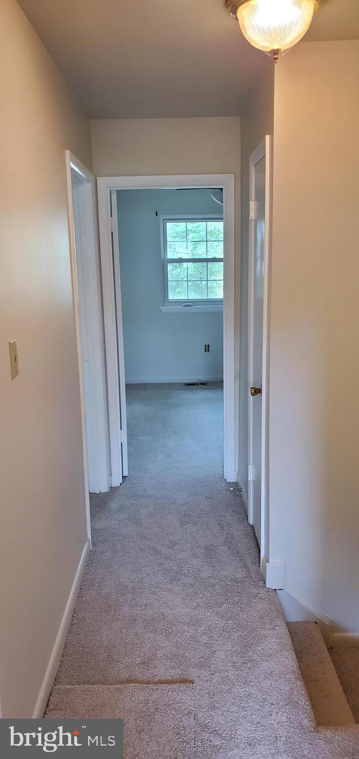 DALE CITY - Residential Lease