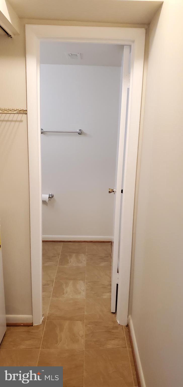 DALE CITY - Residential Lease