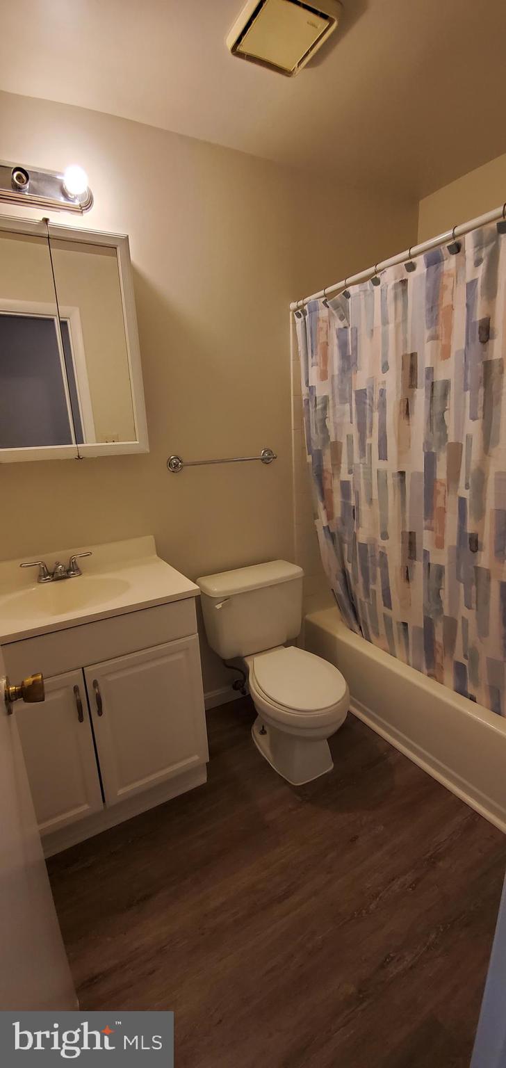 DALE CITY - Residential Lease