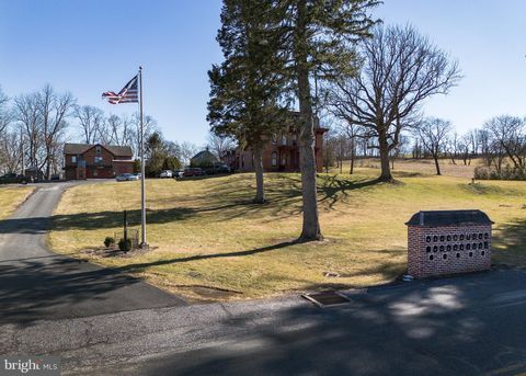 Photo of 10463 Jonestown Road, ANNVILLE, PA 17003 (MLS # PALN2025298)